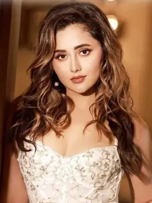 rashami-desai-slams-paparaz-122334910